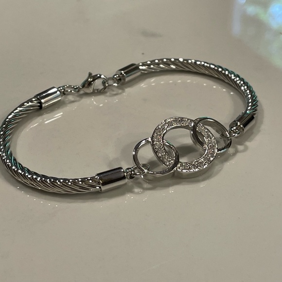 Silver Bracelet with Round Circle of CZ’s - Picture 3 of 3